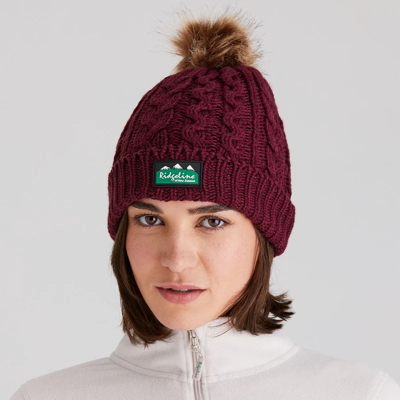 Ridgeline Nordic Fleck Bobble Hat (Winter Berry)