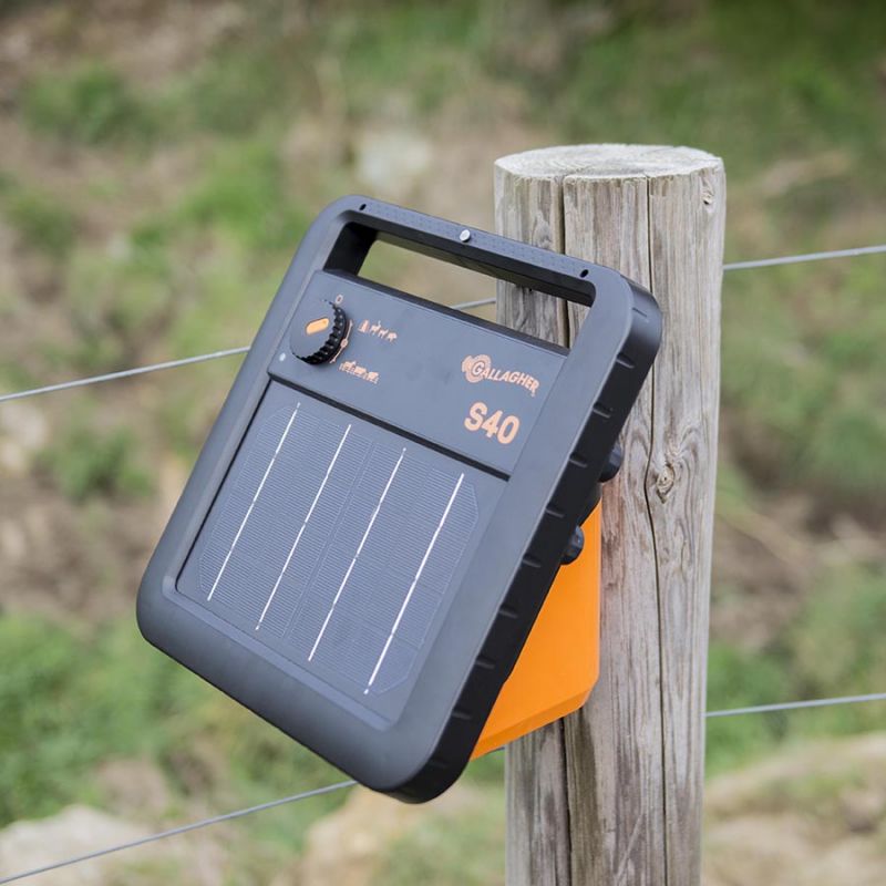 Gallagher S40 Solar Fence Energiser including Battery (6 V - 10 Ah)