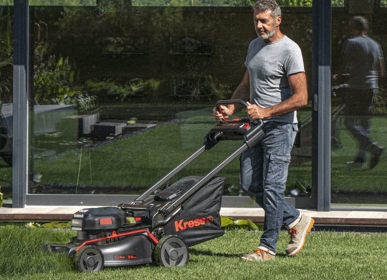 KG760E.9 Lawn Mower