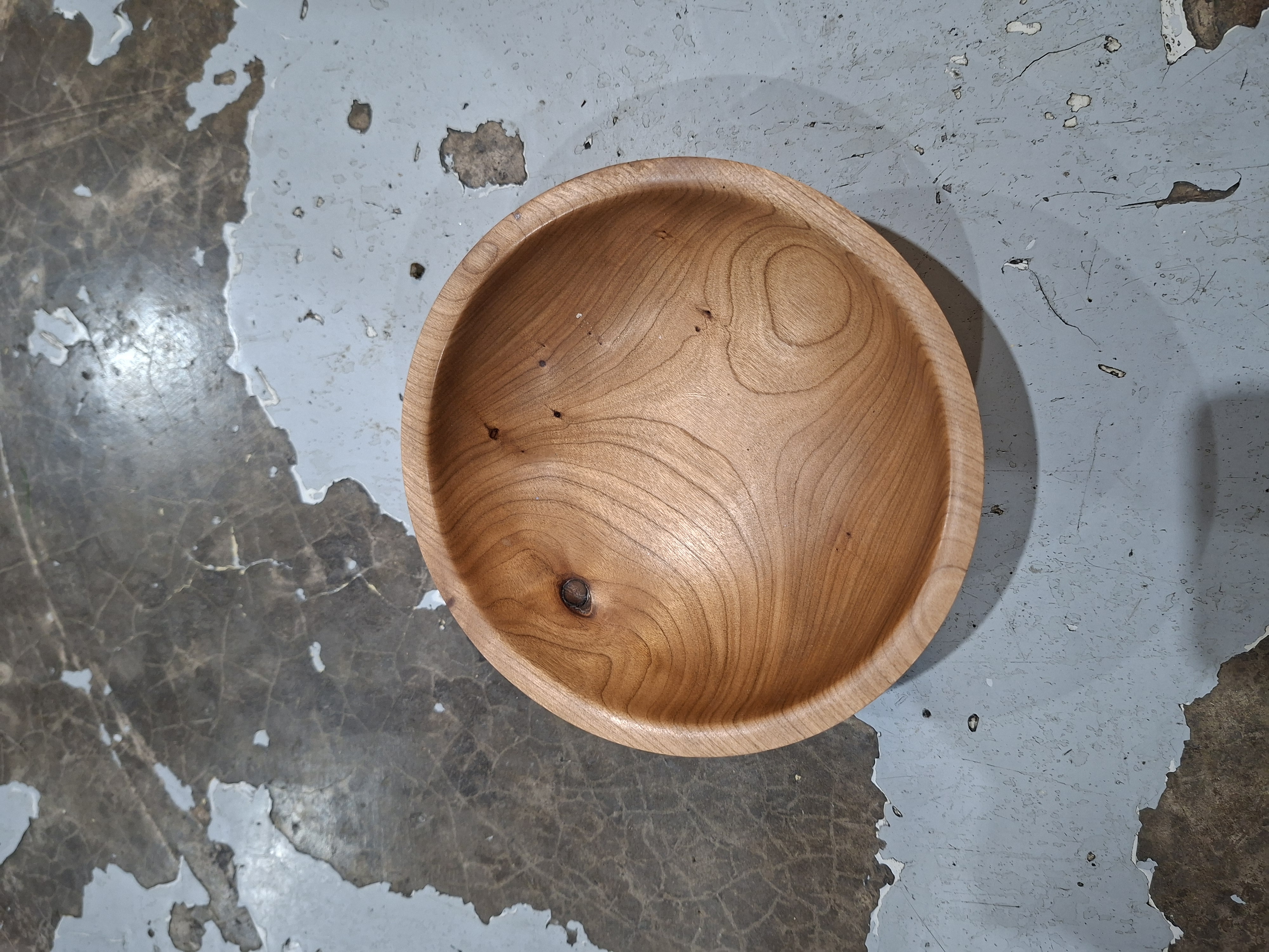 Small Wooden Bowl (Light Brown)