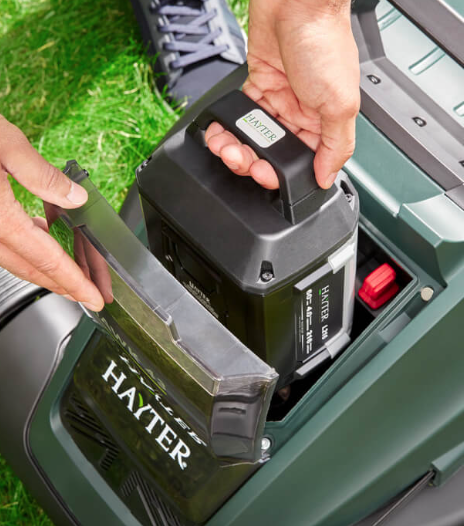 Hayter Hawk 43 Push 60V Battery Lawnmower Kit